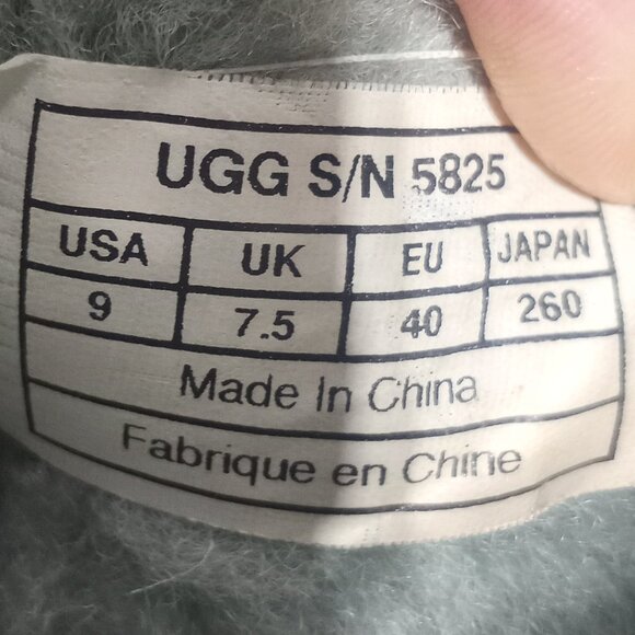UGG Classic Sheepskin Lined Mint Green Boot Size 9 - Picture 7 of 11